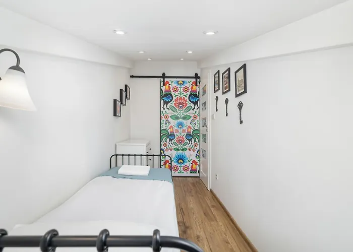 Slowacki Avenue Family s Cracow By Noclegi Renters